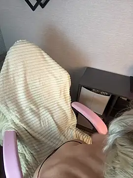 Hot_blondie live