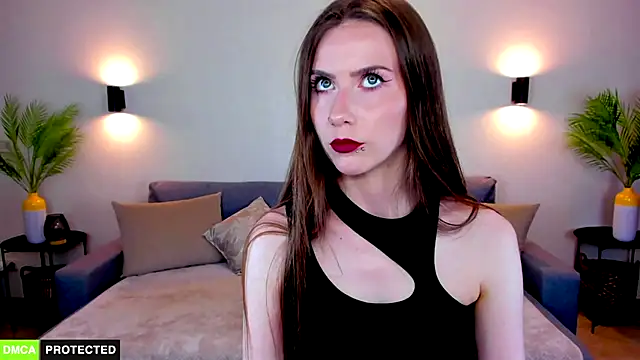 TheWoman__ live