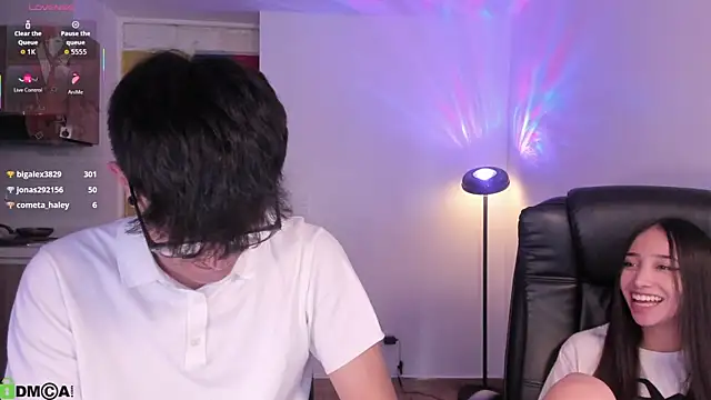 Mikeyvioleta_ live