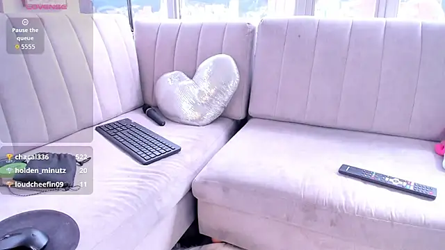 Ivanna_West live