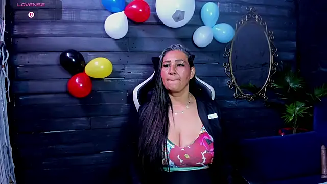 Victoria_kyler live
