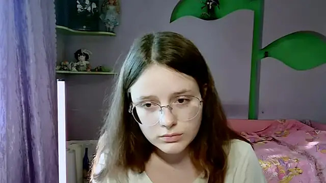 RoseLyyn profile