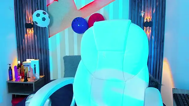MadisonYoung000 live
