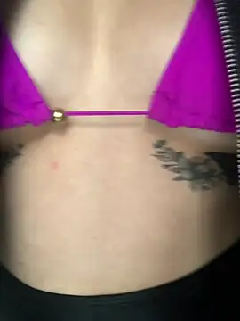 IvyRoose_Pink live