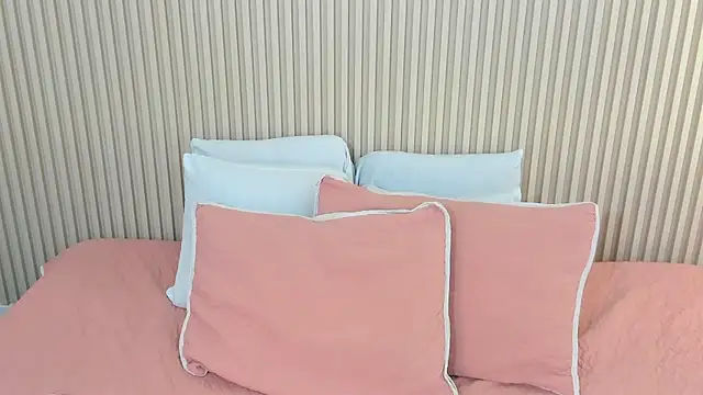 charlottebrowns_ live