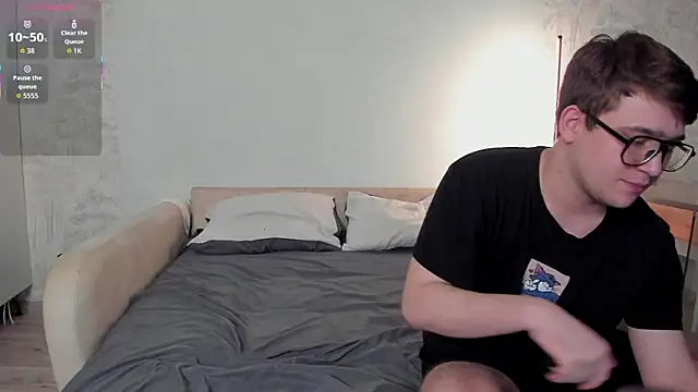 couple_of_kittens_ live