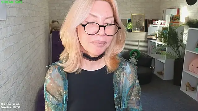 Wendy_Waves live