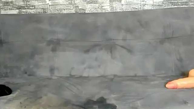 ASHLEY_COLLINS1 live