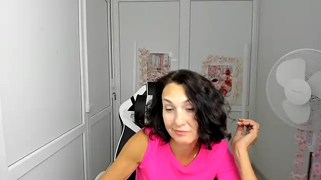 OliviaKateee live