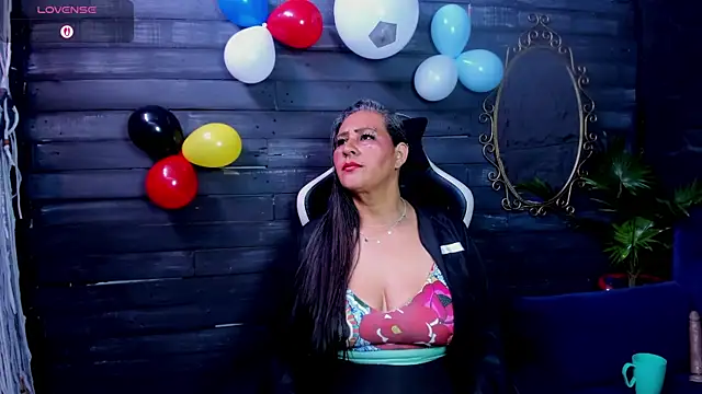 Victoria_kyler live