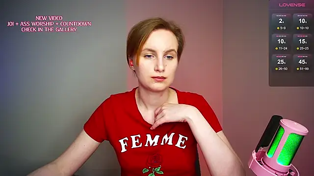 KinkyMissCherry live
