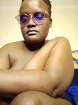 Bustyy_Bitch live