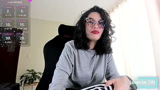 paulinabarnett- live