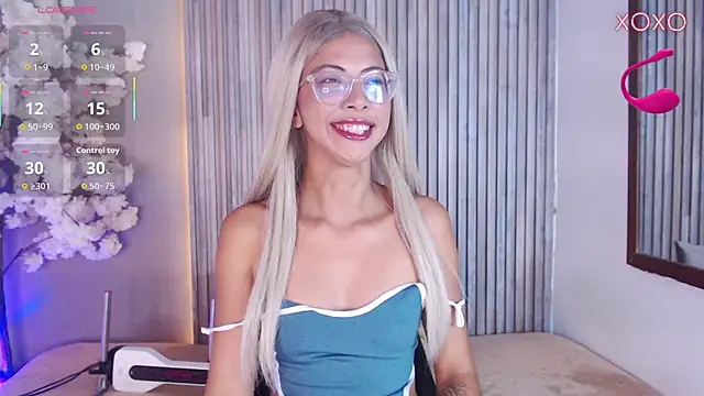 Danhia_hott live