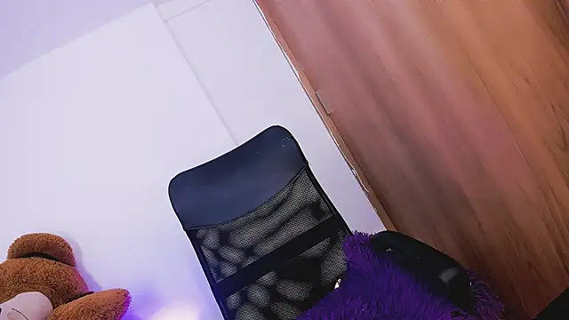 Charming_J live
