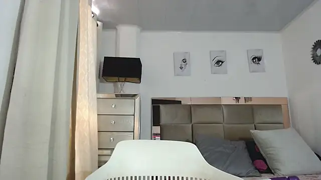 Tifannyss live