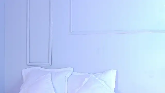 VioletBloomm live