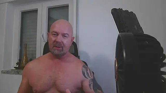 ManlyPrisonGuy live