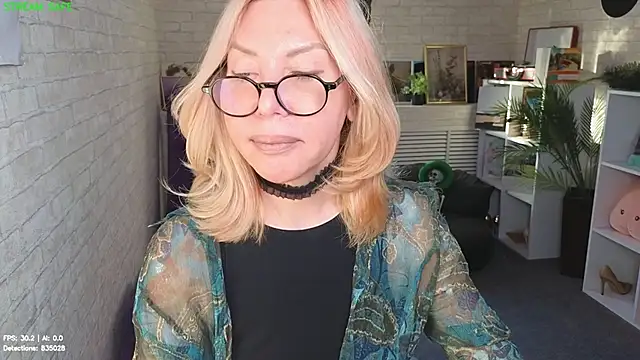 Wendy_Waves live