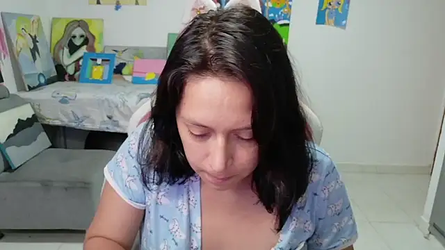 MommyMiaWs live