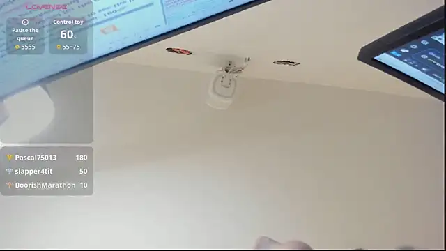 noah_pariss live