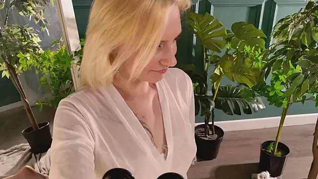 haleybooo live