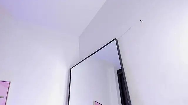 miaapril live