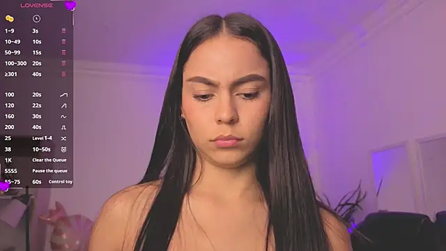 Aleejaa__ live