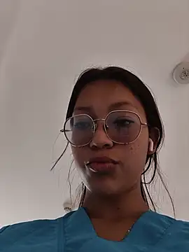 scarlett_moon_8 live