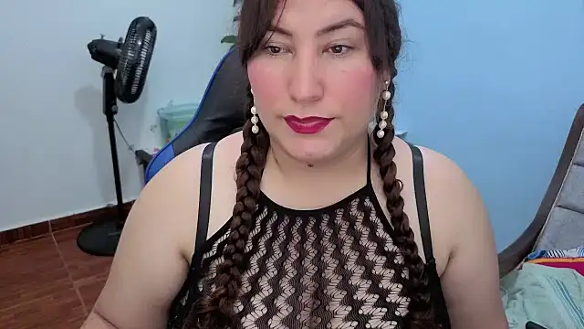 JANNAH_MARTINEZ live