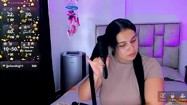 brianaGuzman live