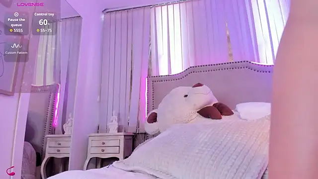 lya__brown live