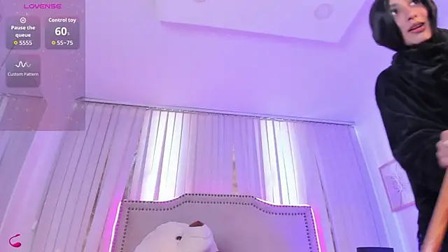 lya__brown live
