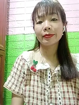 AmyLinee01 live