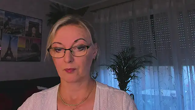 vanessa_chat live