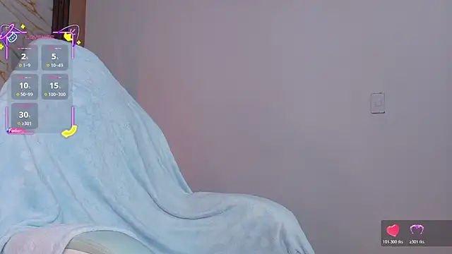 ahvi_ebony live