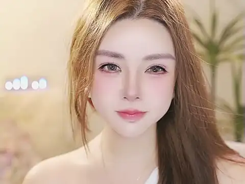 Qiaoqiao__ live