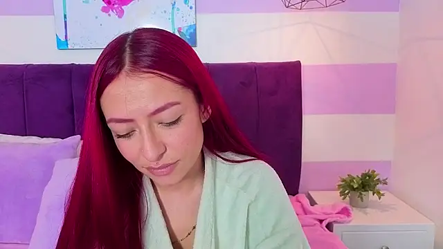 Scarlett__bell live
