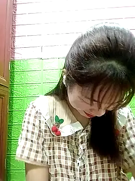 AmyLinee01 live
