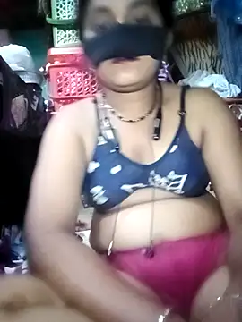Desiwife7866 live