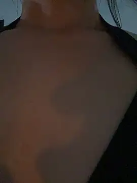 valentinaEliott live