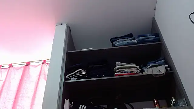 nicolle_milf1978 live