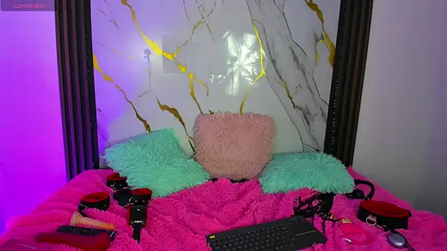 Lilhi_moon_ live
