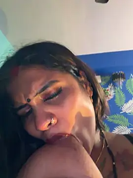 V-Hot-Sweti live