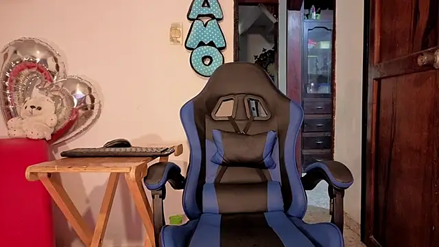 amandabakerx live
