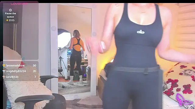 SharonVelvet live