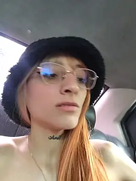 Dani-peggin live