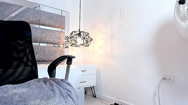 Slut_Milf_ live