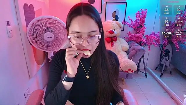 Shady_bug live