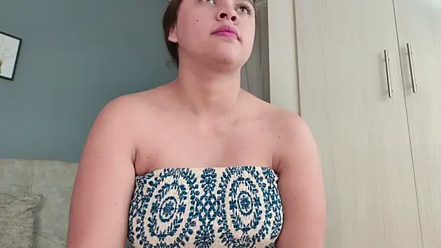 miaa_lux live